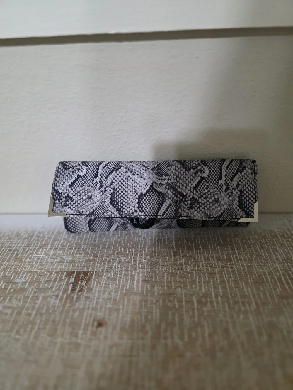 Snake-Print Jewelry Case in Black & White - Picture 1 of 2
